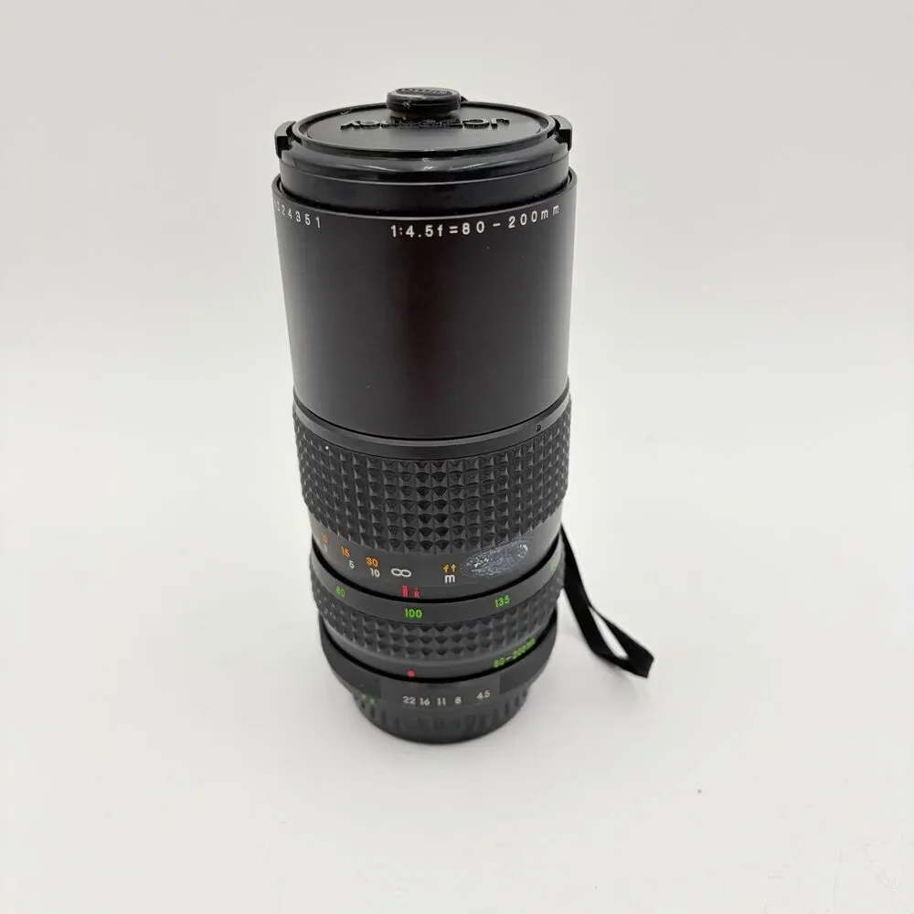 JCPenney 80-200mm f/4.5 Macro Telephoto Zoom Lens Manual Focus 55mm with case